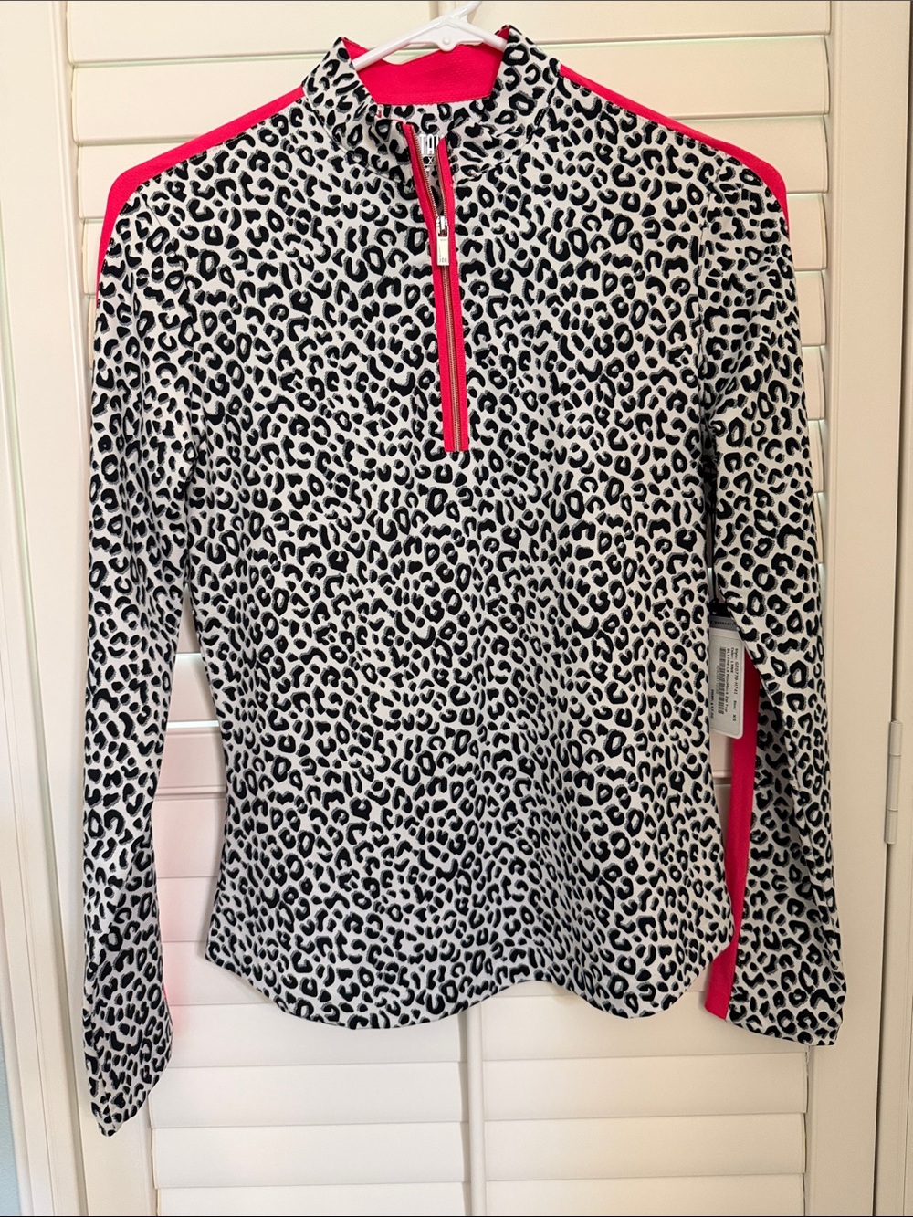 NWT Tail XS Black and White Leopard Print Pullover with Red Trim